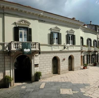 Hotel Orazio Venosa Exterior foto